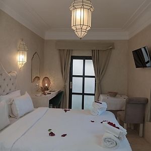 Camera standard con letto king size